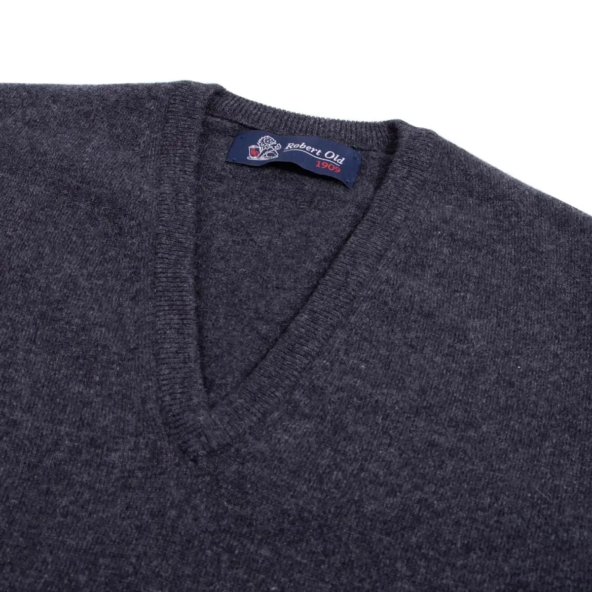 Charcoal Chatsworth 2ply V-Neck Cashmere Sweater