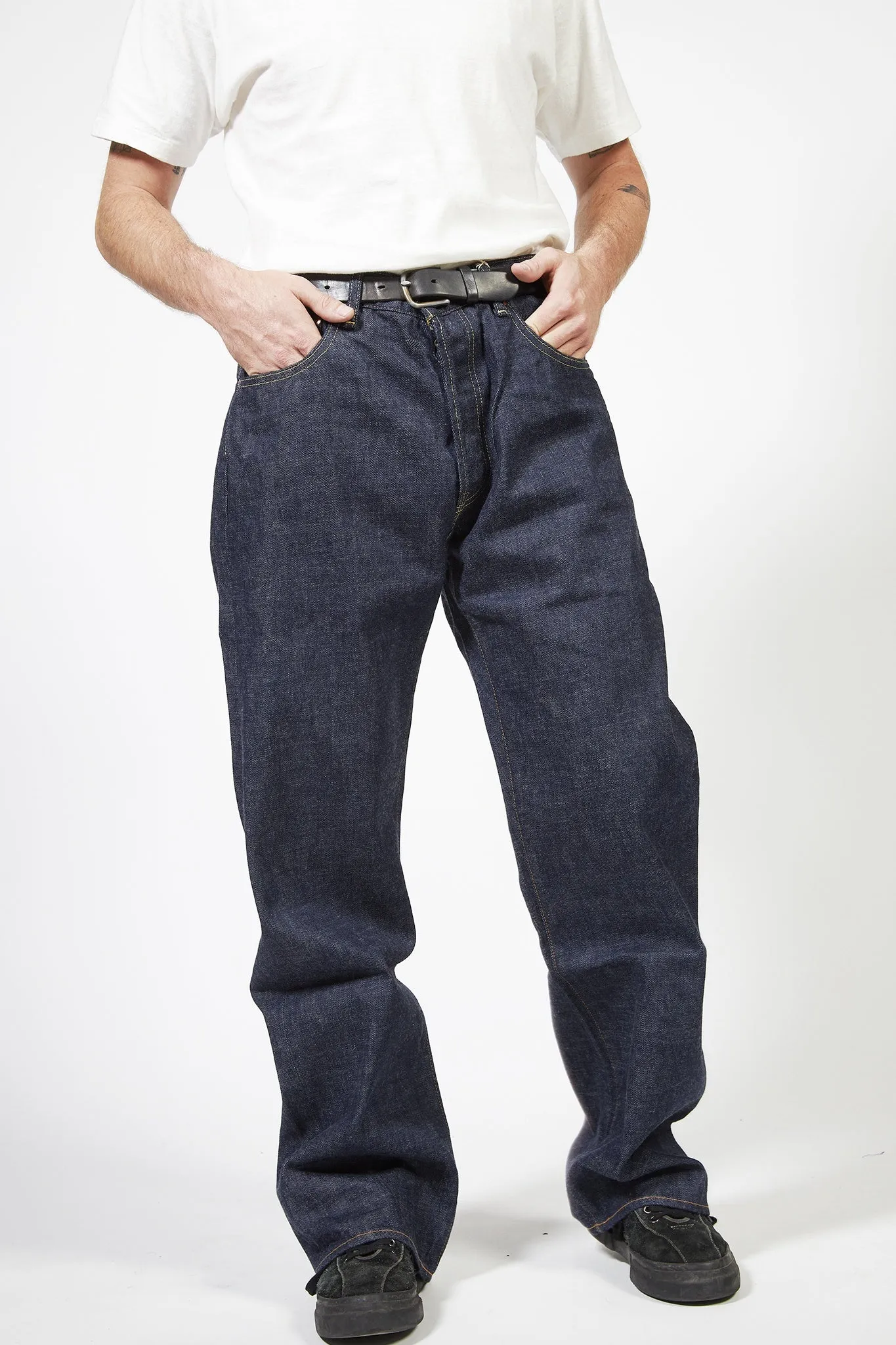 CHIMALA Selvedge Narrow Cut Denim