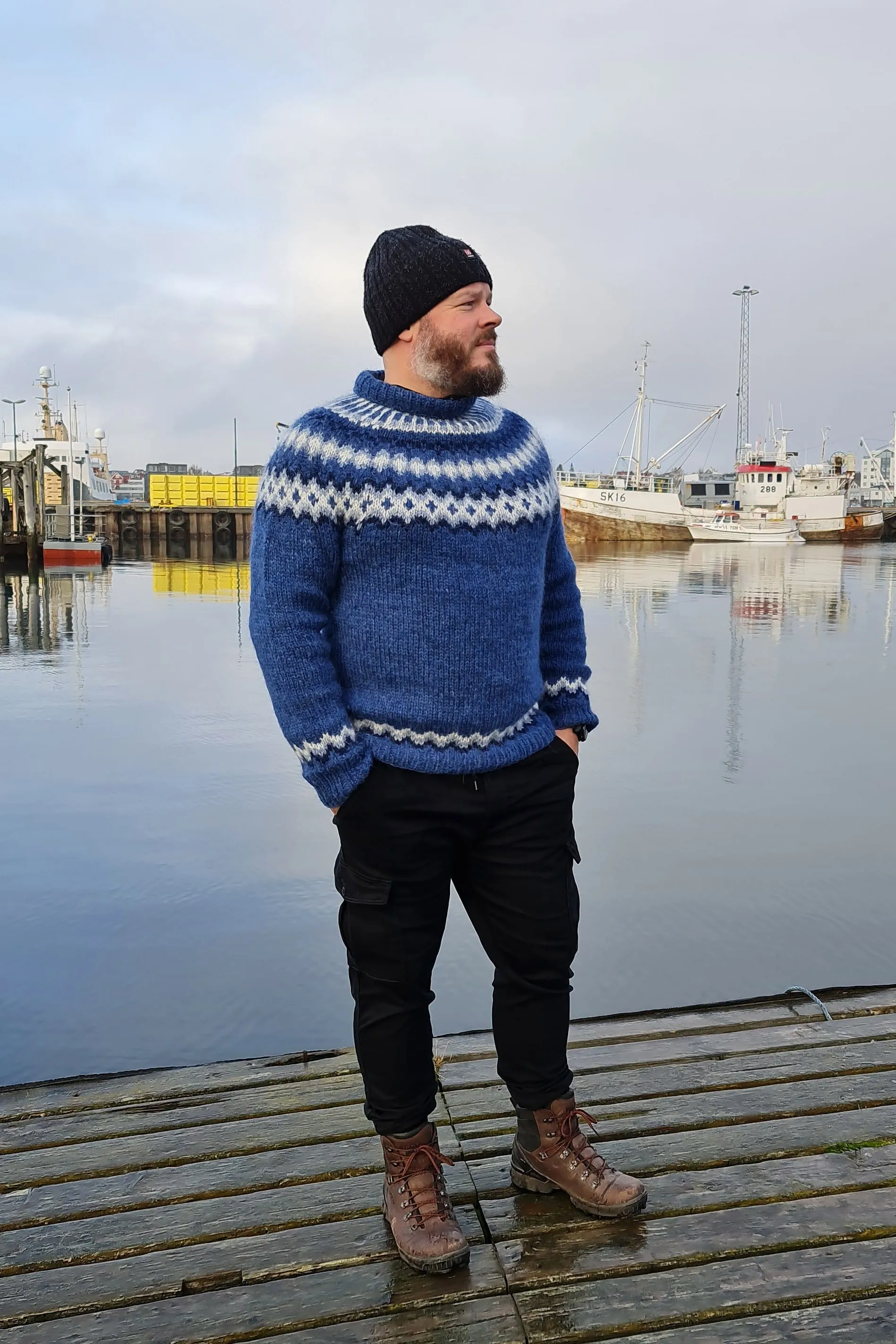 Hrólfur - Icelandic Sweater - Blue