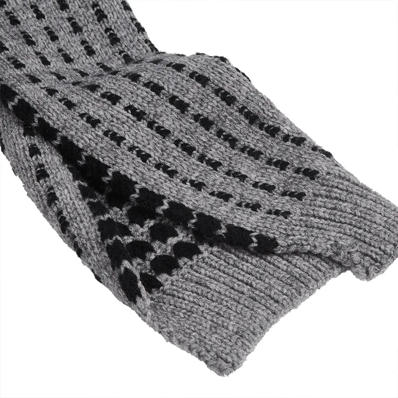 JACQUARD ROVING KNITTED SCARVES