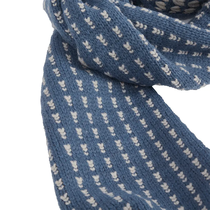 JACQUARD ROVING KNITTED SCARVES