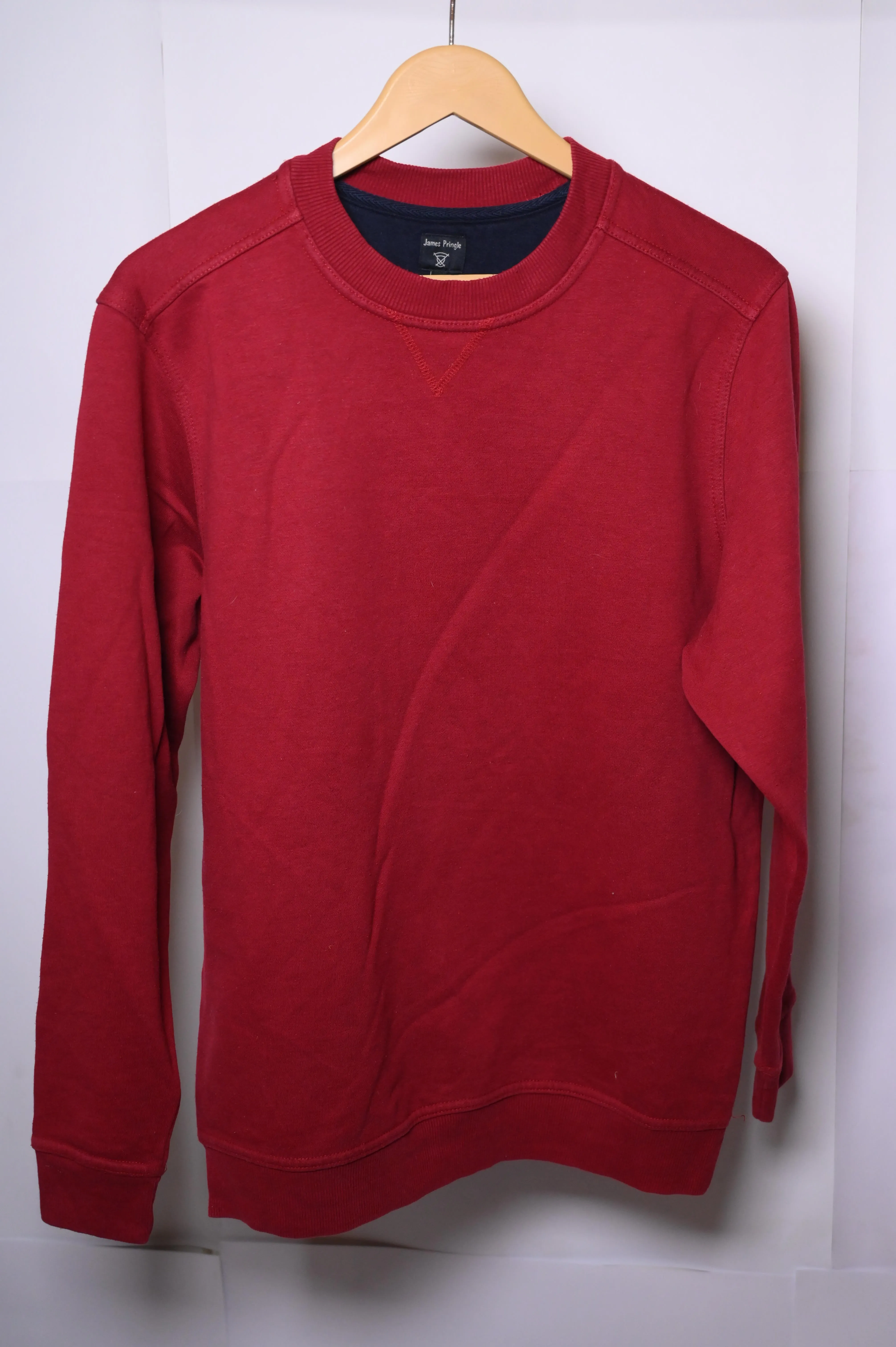 James Pringle Red Medium Sweatshirt – Excellent Condition