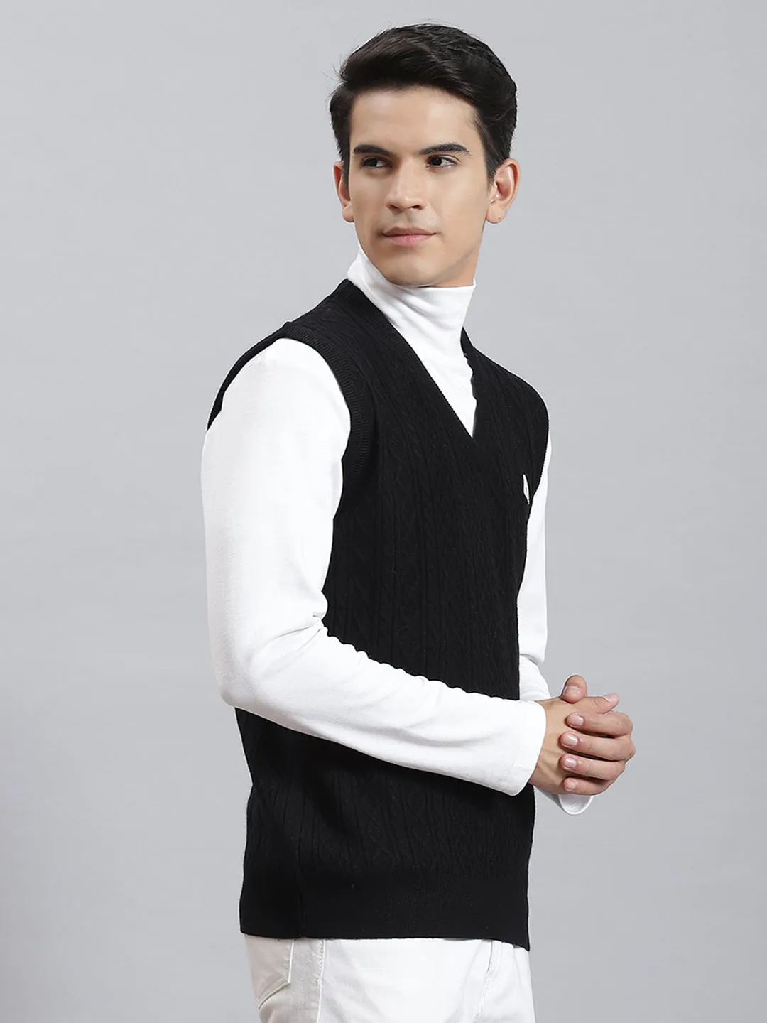 Men Black Self Design V Neck Sleeveless Sweaters/Pullovers