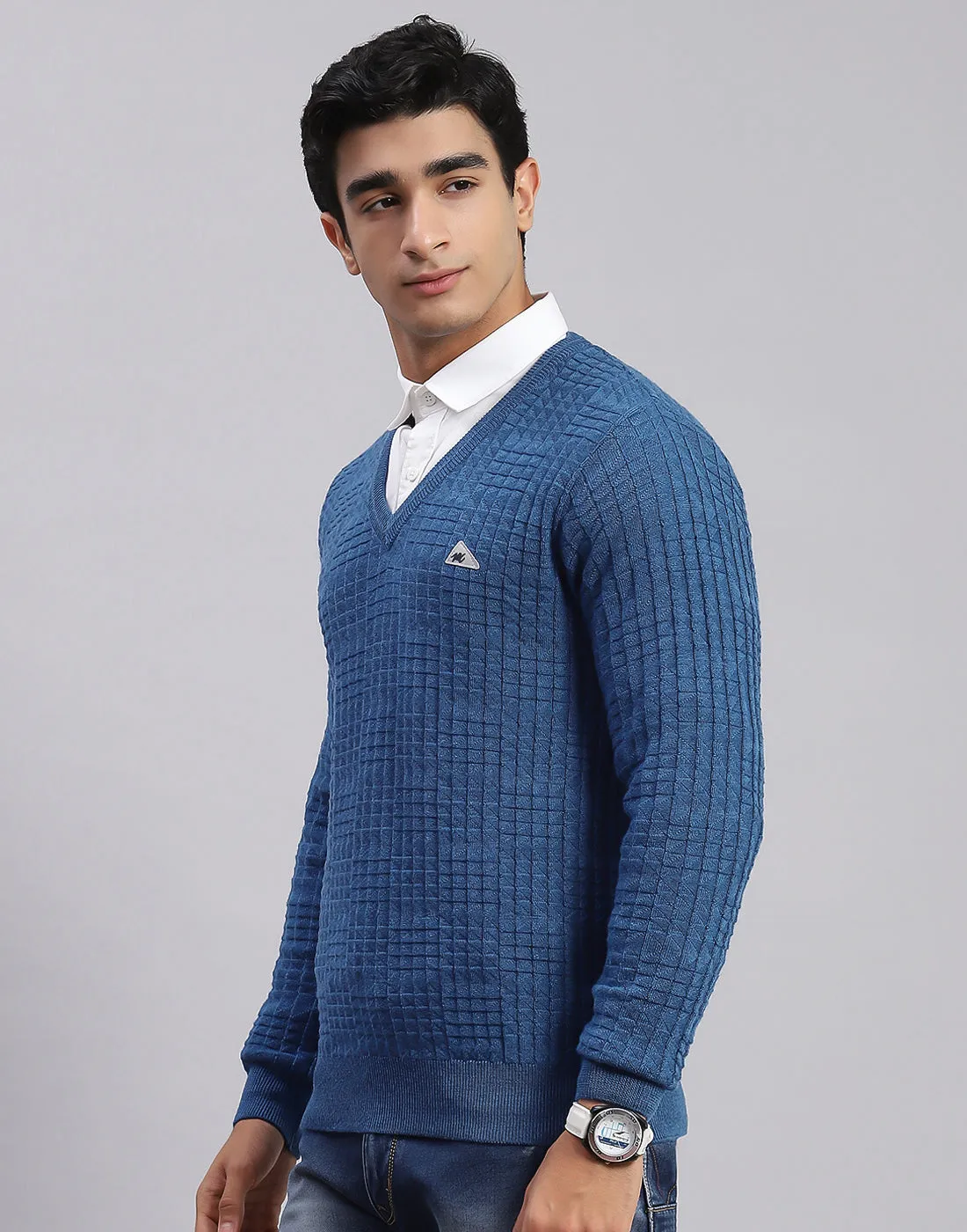 Men Blue Self Design V Neck Full Sleeve Sweaters/Pullovers