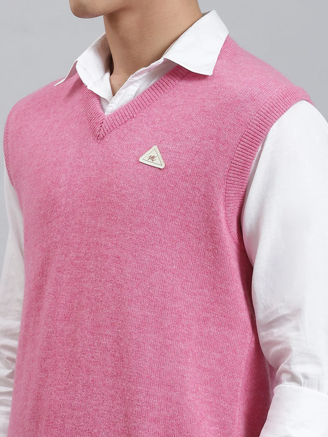 Men Pink Solid V Neck Sleeveless Sweaters/Pullovers