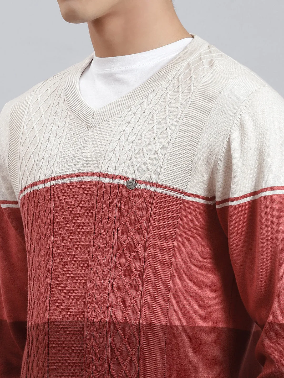 Men Rust Stripe V Neck Full Sleeve Sweaters/Pullovers