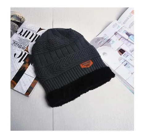 Men's Neck Warmer and Winter Knit Hat Set