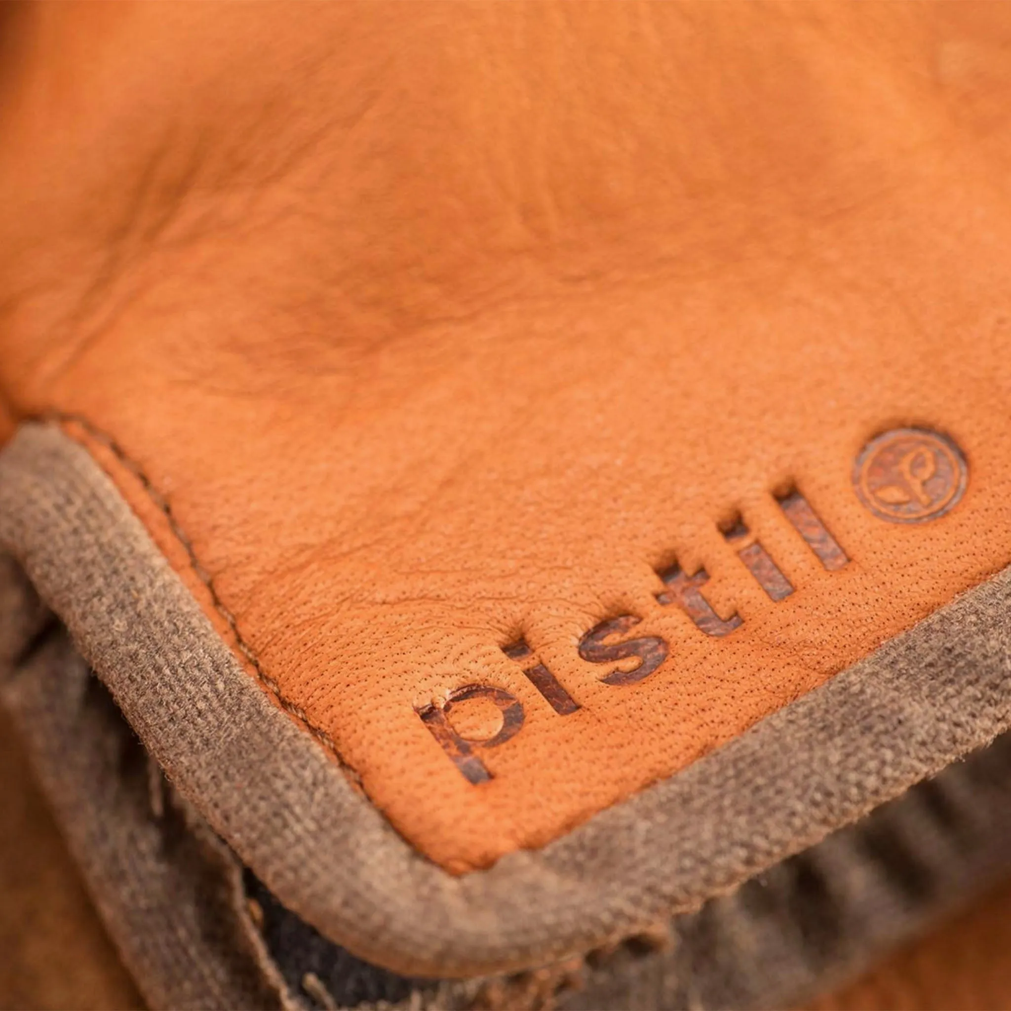 Pistil Ridge Glove in Sadle