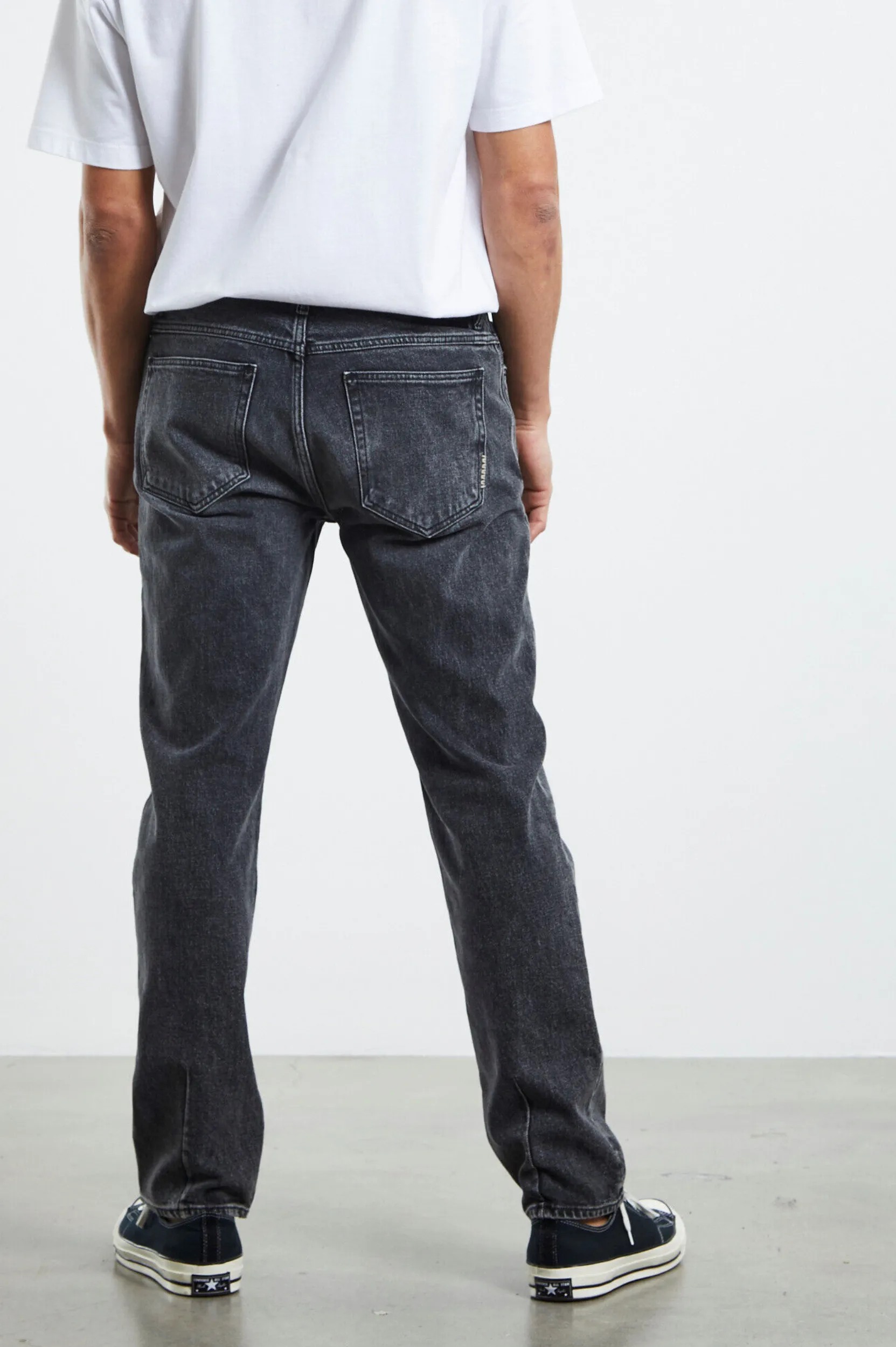 RAY STRAIGHT JEANS (Dead Moon)