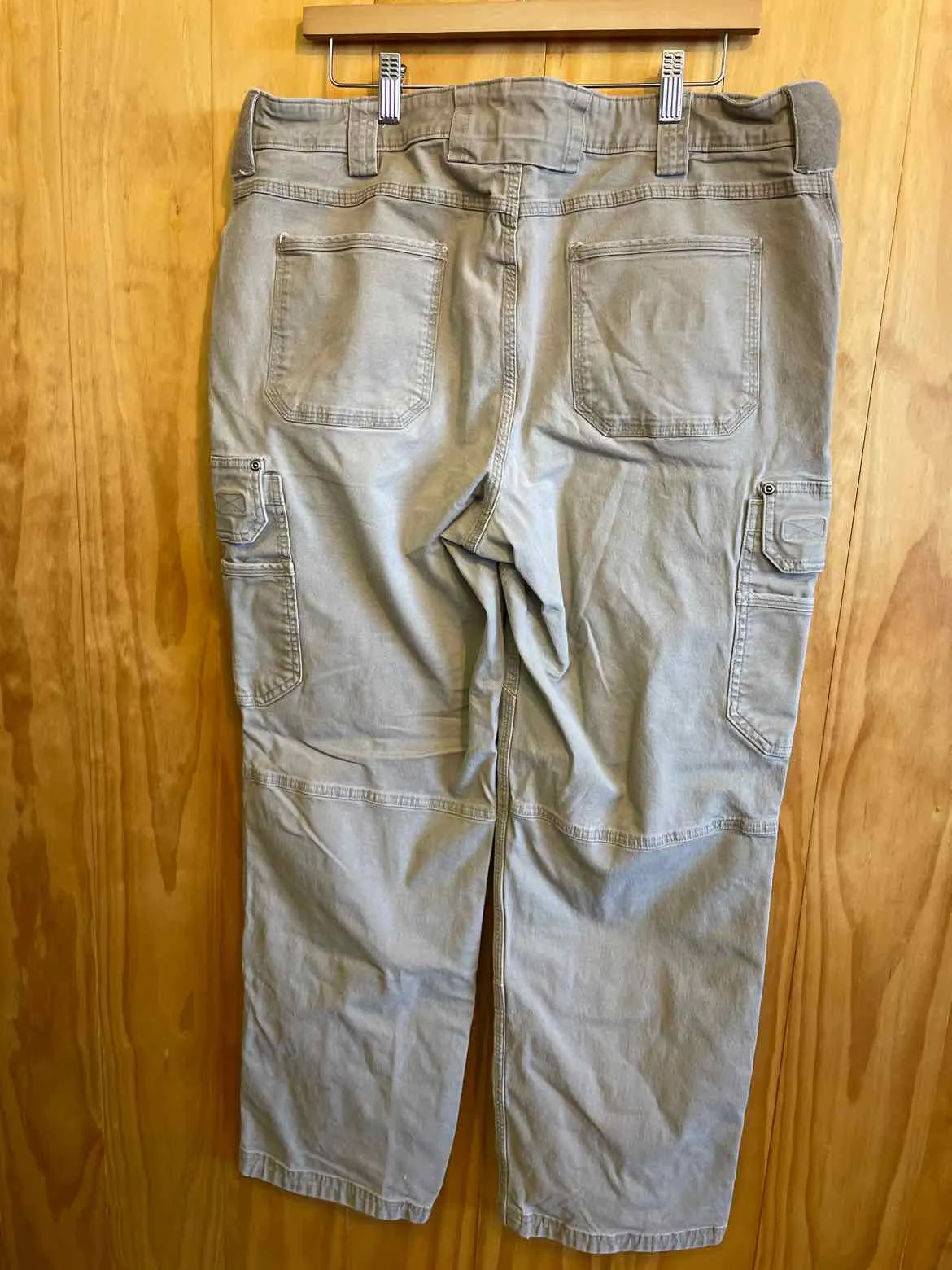 Size 40x32 Duluth Trading Men's Pants