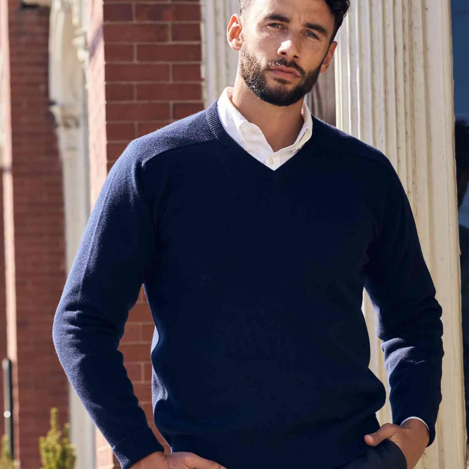 The Douglas 4-Ply Cashmere V-Neck Sweater