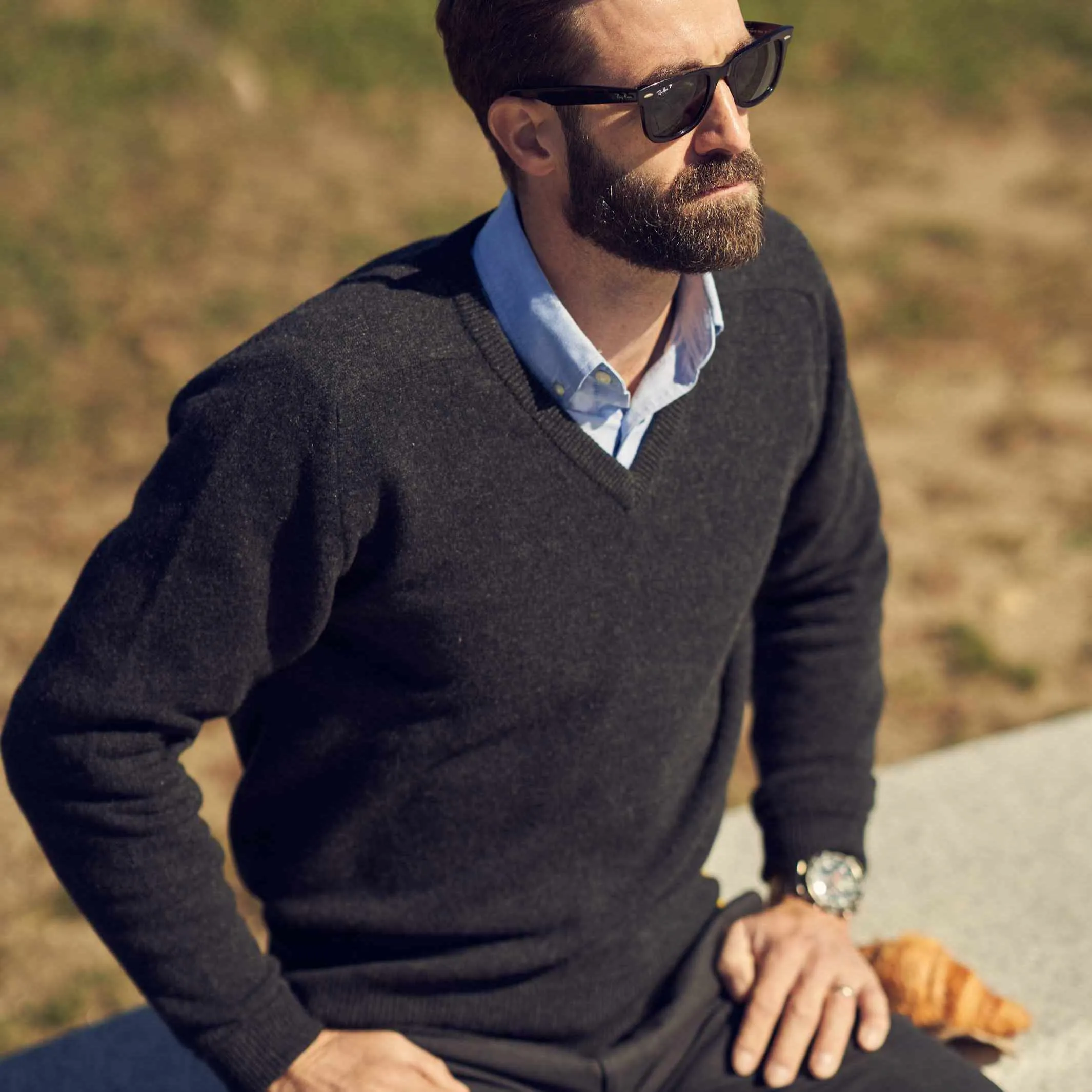 The Douglas 4-Ply Cashmere V-Neck Sweater