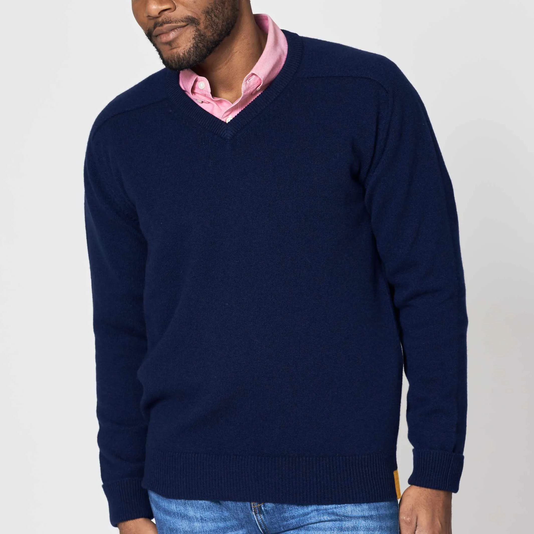 The Douglas 4-Ply Cashmere V-Neck Sweater